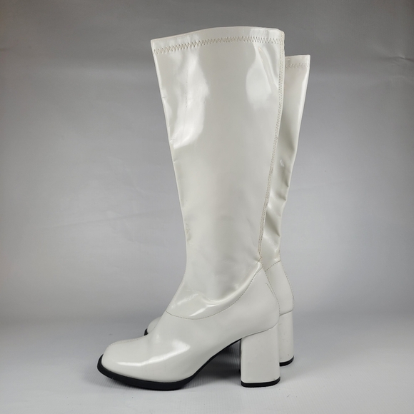 Funtasmas Women's Gogo300 Wide Calf White Boots Patent Leather Size 7 - Picture 2 of 12